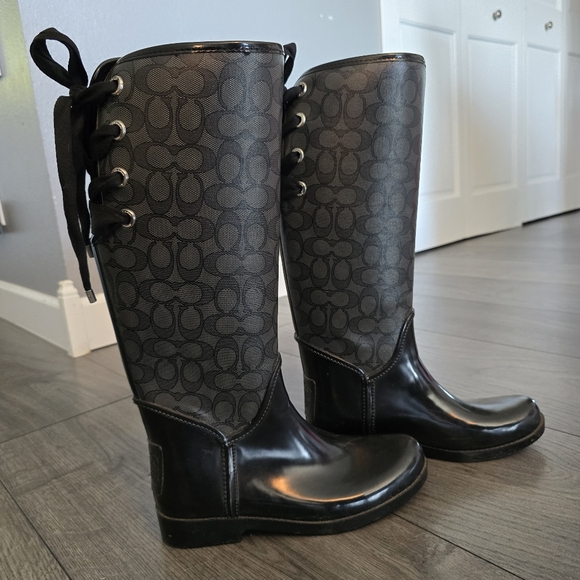 Coach Black Signature  Logo Lined Trustee Lace Up Rain/ Snow  Boots  Siz… - Picture 1 of 13